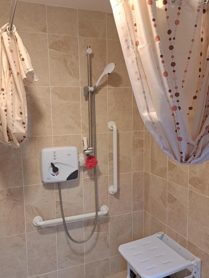 Budget Double Room In City كيلكيني المظهر الخارجي الصورة
